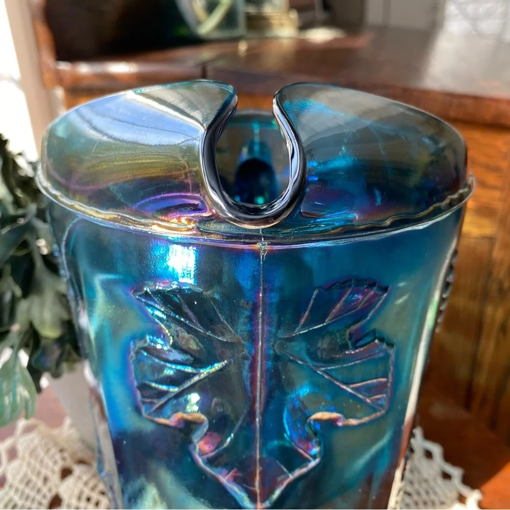 1970's VTG Indiana BLUE CARNIVAL GLASS Harvest Grape Iridescent Large Pitcher.